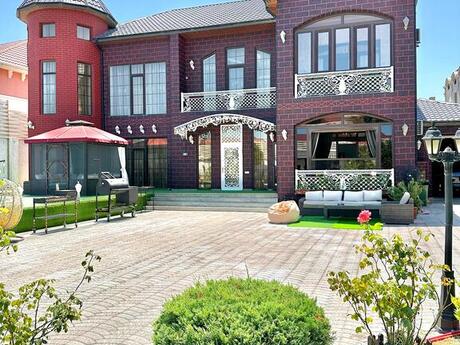 6 otaqlı həyət evi/bağ evi - Mərdəkan q. - 450 m²
