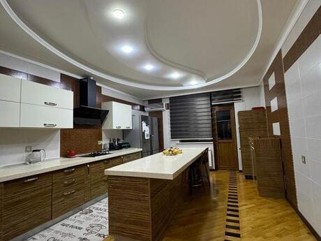 4 otaqlı yeni tikili - Nəsimi r. - 230 m²