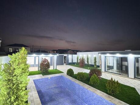 5 otaqlı həyət evi/bağ evi - Mərdəkan q. - 240 m²