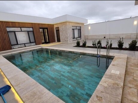 4 otaqlı həyət evi/bağ evi - Şağan q. - 180 m²