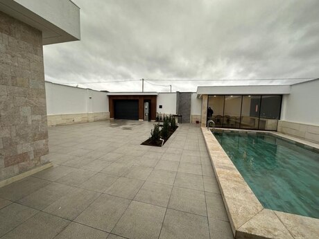 4 otaqlı həyət evi/bağ evi - Şağan q. - 180 m²
