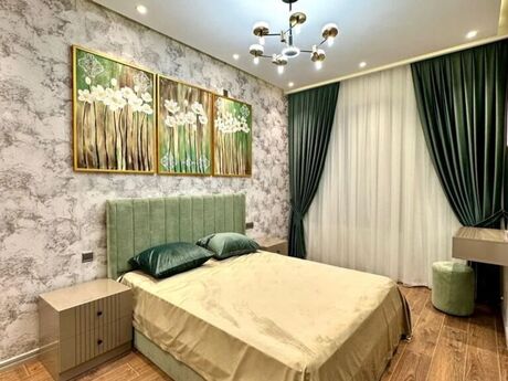 6 otaqlı həyət evi/bağ evi - Mərdəkan q. - 400 m²