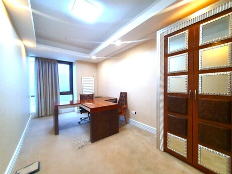 5-комн. офис - м. Шах Исмаил Хатаи - 168 м²