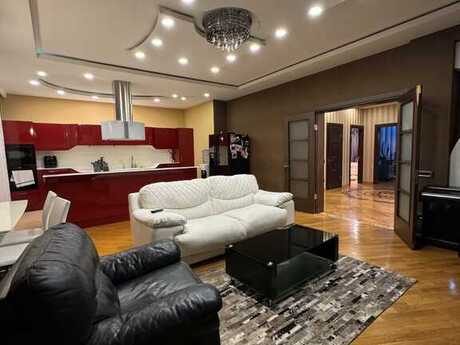 7 otaqlı yeni tikili - İnşaatçılar m. - 280 m²