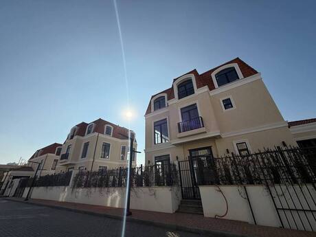 7 otaqlı həyət evi/bağ evi - Nardaran q. - 310 m²
