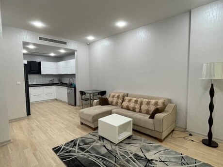 2-room new-build apartment for rent in Port Baku Residence, 90 m², 2 200 AZN/mo, photo 4 / 12