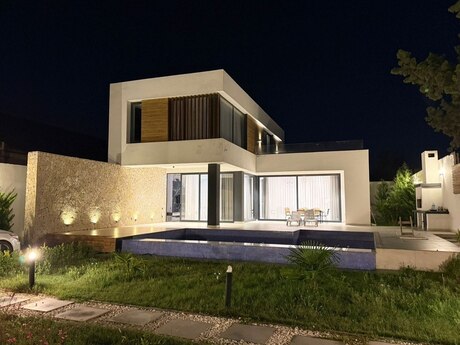 4 otaqlı həyət evi/bağ evi - Mərdəkan q. - 350 m²