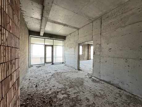 4 otaqlı yeni tikili - Nizami m. - 249 m²