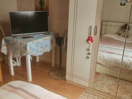 2 otaqlı köhnə tikili - Badamdar q. - 40 m²