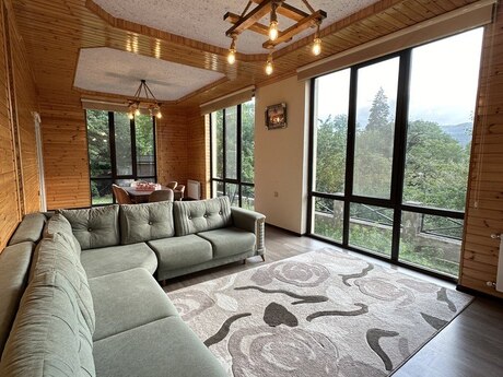 5 otaqlı həyət evi/bağ evi - Quba - 160 m²