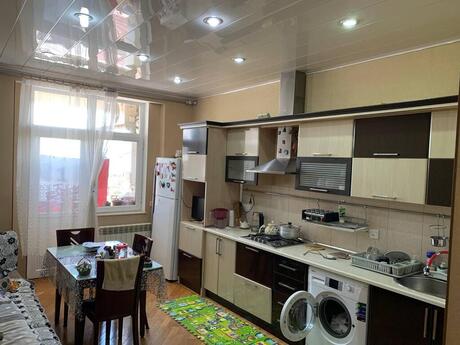 3 otaqlı mənzil, 120 m², İnşaatçılar: 330 000 ₼ 4