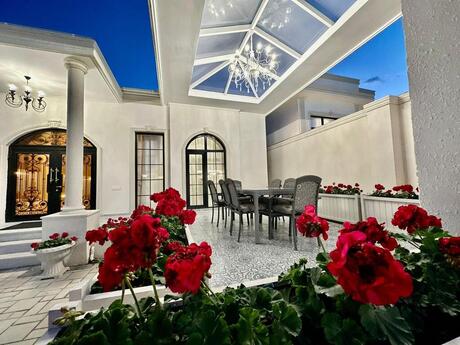 5 otaqlı həyət evi/bağ evi - Mərdəkan q. - 280 m²