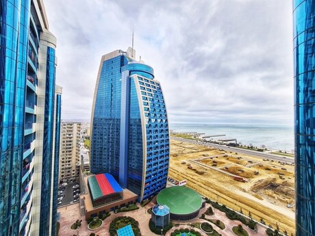 Объявление №4821012 - Баку, Хатаинский р., 6-комн., 270 м²