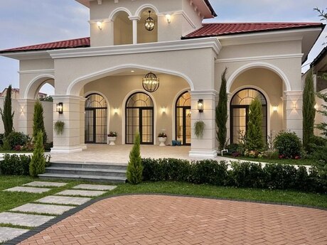 4 otaqlı həyət evi/bağ evi - Şüvəlan q. - 255 m²