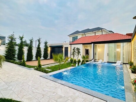 4 otaqlı həyət evi/bağ evi - Şüvəlan q. - 200 m²