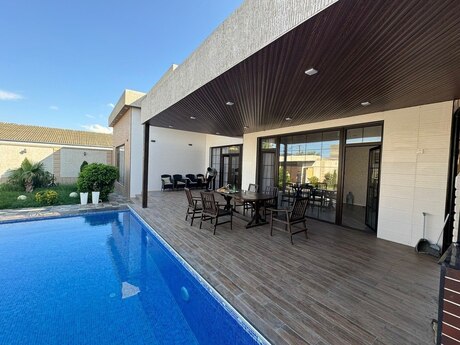 5 otaqlı həyət evi/bağ evi - Mərdəkan q. - 300 m²
