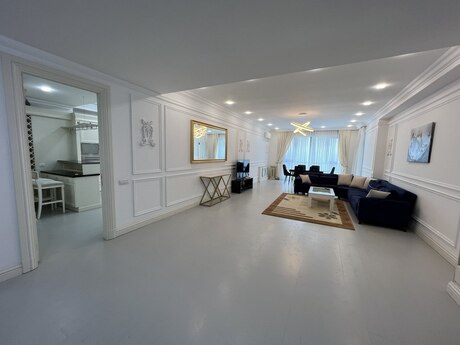 4-room apartment, 250 m², Şah İsmayıl Xətai: 900 000 ₼ 5