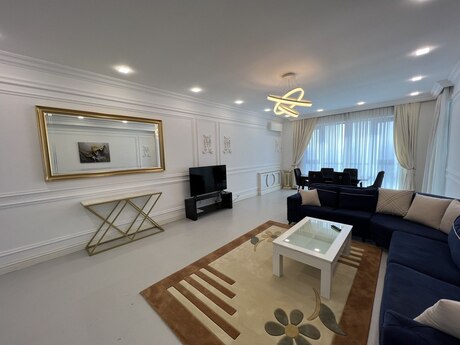 4-комн. новостройка - м. Шах Исмаил Хатаи - 250 м²