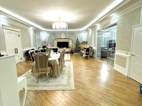 Elan №4804485 - Bakı, 20-ci sahə q., 7 otaqlı, 230 m²