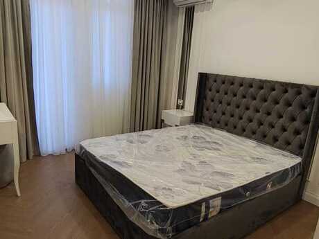 3-room apartment for rent, 135 m², 28 May: 2 500 ₼/mo 2