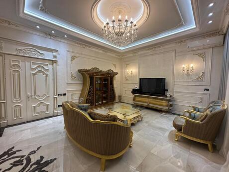 Elan №4838801 - Bakı, Sahil m., 3 otaqlı, 215 m², 4/4 mərtəbə