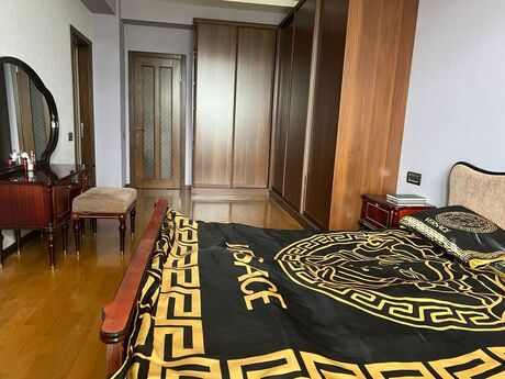 4 otaqlı mənzil, 187 m², Elmlər Akademiyası: 568 000 ₼ 5