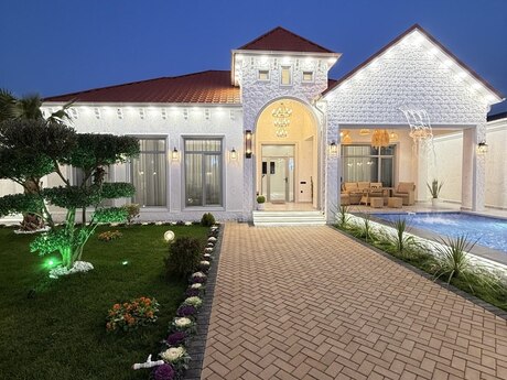 4 otaqlı həyət evi/bağ evi - Mərdəkan q. - 200 m²