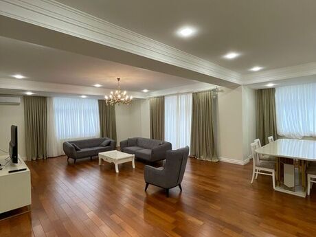 4 otaqlı yeni tikili - Nəriman Nərimanov m. - 180 m²