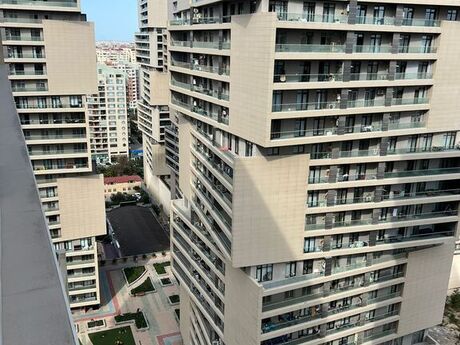 3 otaqlı yeni tikili - 8 Noyabr m. - 148 m²
