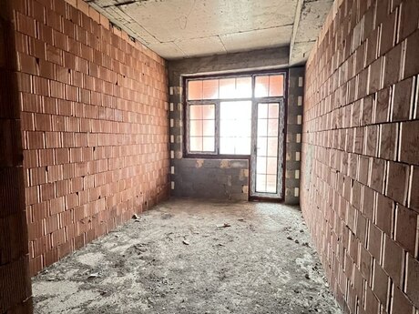 3 otaqlı yeni tikili - Elmlər Akademiyası m. - 163 m²
