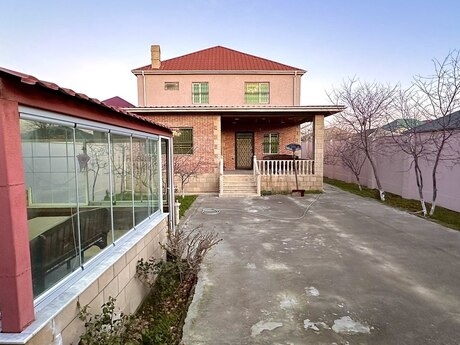 5 otaqlı həyət evi/bağ evi - Mehdiabad q. - 240 m²