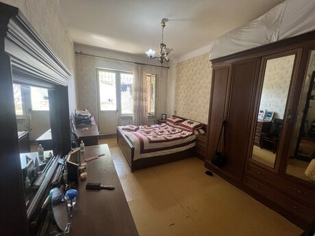 3-комн. вторичка - м. Ахмедлы - 80 м²