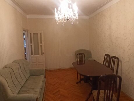 2 otaqlı köhnə tikili - Əhmədli m. - 60 m²