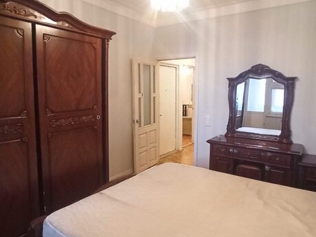 2 otaqlı köhnə tikili - Əhmədli m. - 60 m²
