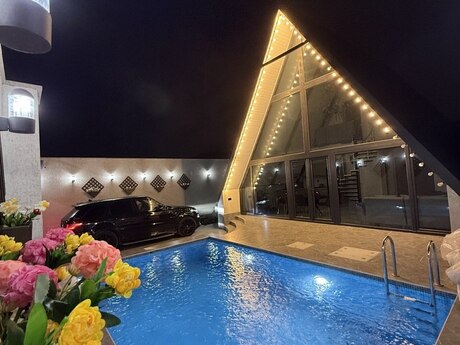3 otaqlı həyət evi/bağ evi - Mərdəkan q. - 102 m²