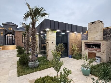 4 otaqlı həyət evi/bağ evi - Mərdəkan q. - 240 m²