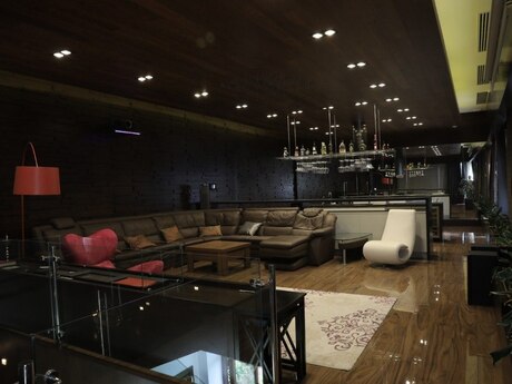 Şüvəlanda 5 otaqlı həyət evi kirayə verilir, 400 m², 200 AZN/ay, şəkil 5 / 12