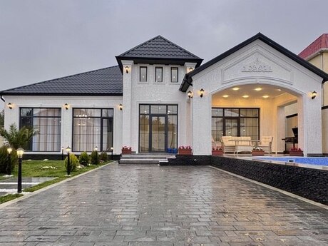 4 otaqlı həyət evi/bağ evi - Mərdəkan q. - 200 m²