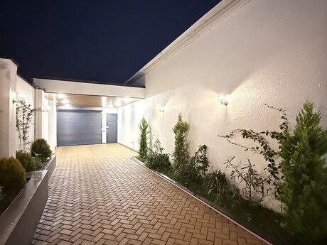 5 otaqlı həyət evi/bağ evi - Mərdəkan q. - 220 m²