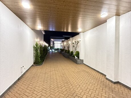 5 otaqlı həyət evi/bağ evi - Mərdəkan q. - 220 m²