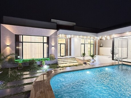 5 otaqlı həyət evi/bağ evi - Mərdəkan q. - 220 m²