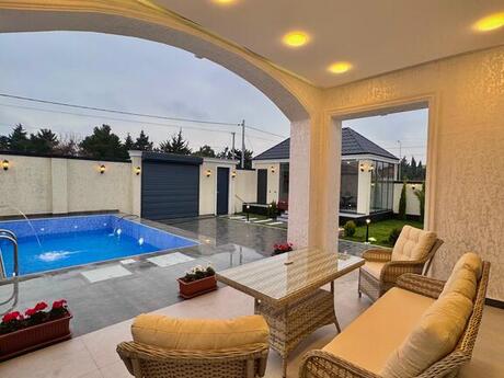 4 otaqlı həyət evi/bağ evi - Mərdəkan q. - 200 m²