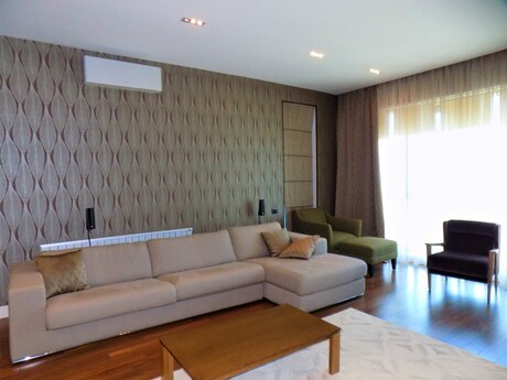 4 otaqlı yeni tikili - Şah İsmayıl Xətai m. - 240 m²