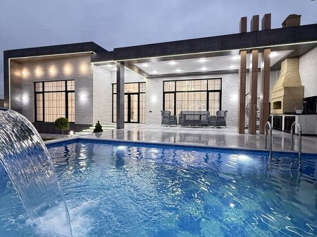 4 otaqlı həyət evi/bağ evi - Mərdəkan q. - 210 m²
