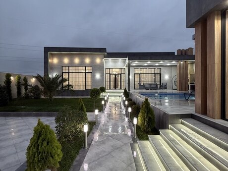 4 otaqlı həyət evi/bağ evi - Mərdəkan q. - 210 m²