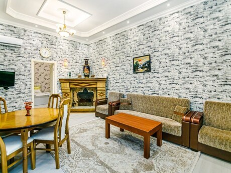 2 otaqlı köhnə tikili - İçəri Şəhər m. - 60 m²