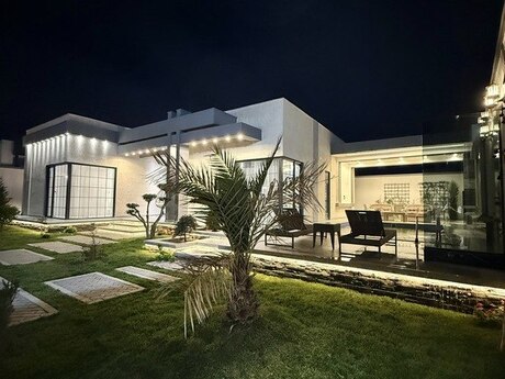 4 otaqlı həyət evi/bağ evi - Mərdəkan q. - 200 m²