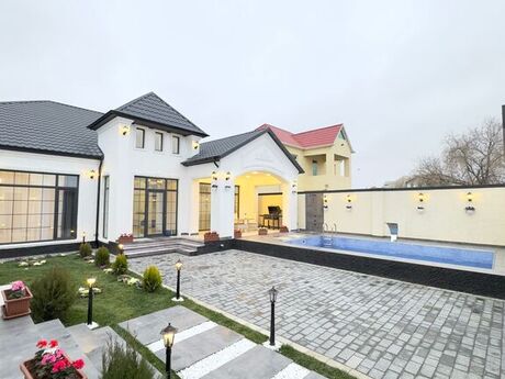 5 otaqlı həyət evi/bağ evi - Mərdəkan q. - 240 m²