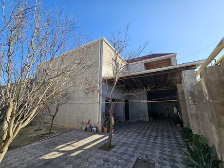5 otaqlı həyət evi/bağ evi - Mərdəkan q. - 200 m²
