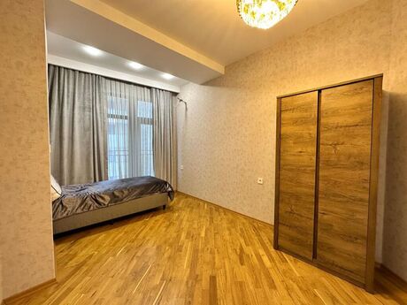 3 otaqlı yeni tikili - 8 Noyabr m. - 90 m²